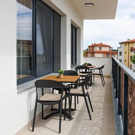 Limani Vasiliko Aparthotel